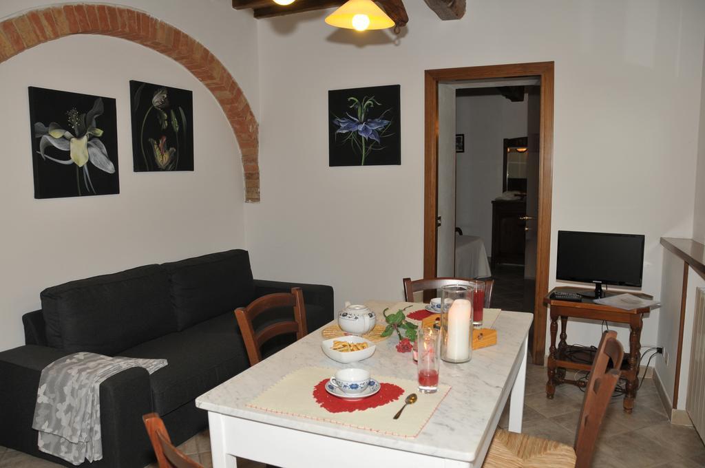 Agriturismo Renai E Monte Gambassi Terme Exteriör bild