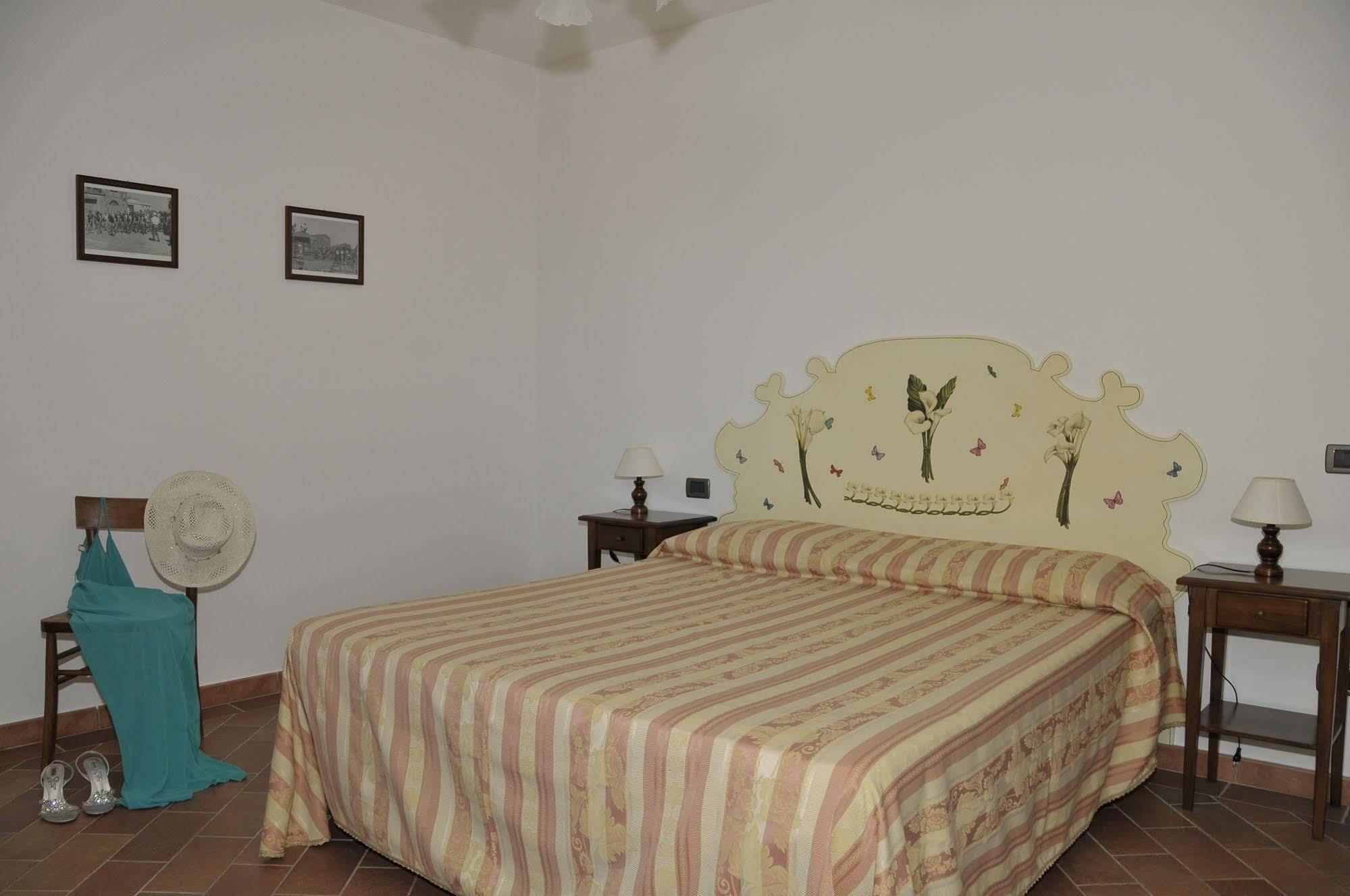Agriturismo Renai E Monte Gambassi Terme Exteriör bild